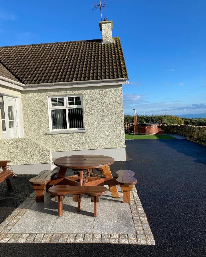 Carrick Lodge Mourne Mountains ニューリー エクステリア 写真